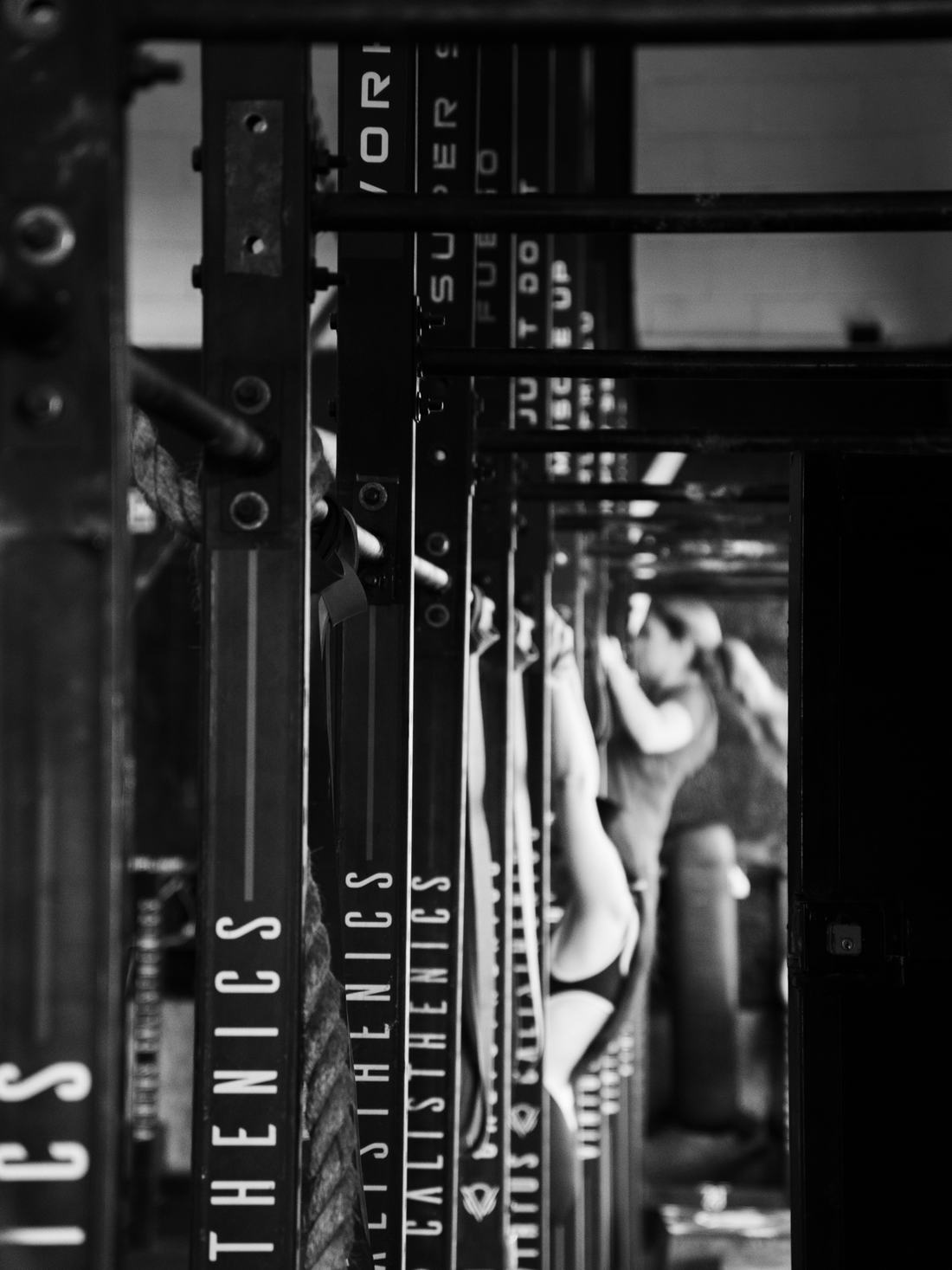 Detalle de los racks de calistenia de Virtus